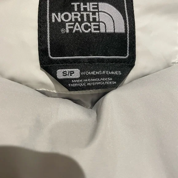 White North Face 700 down-filled puffer Gilet small - Picture 2 of 8